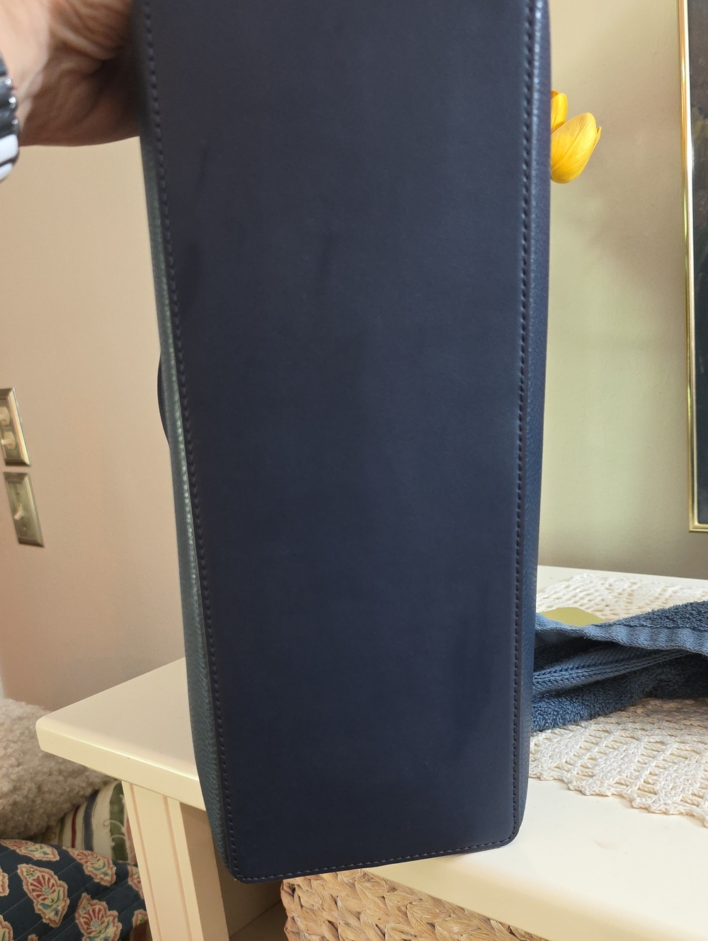 Michael Kors Navy Pebbled Leather Tote Like New - Picture 4 of 5